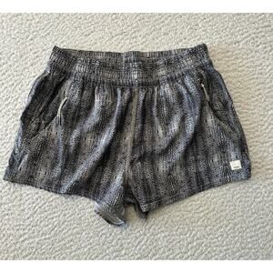 Vuori Womens Dash 2.0 Running Shorts Medium